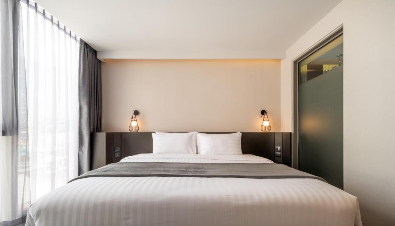 Seekers Finders Rama IV Hotel Surestay Collection By BW Bangkok Exterior foto